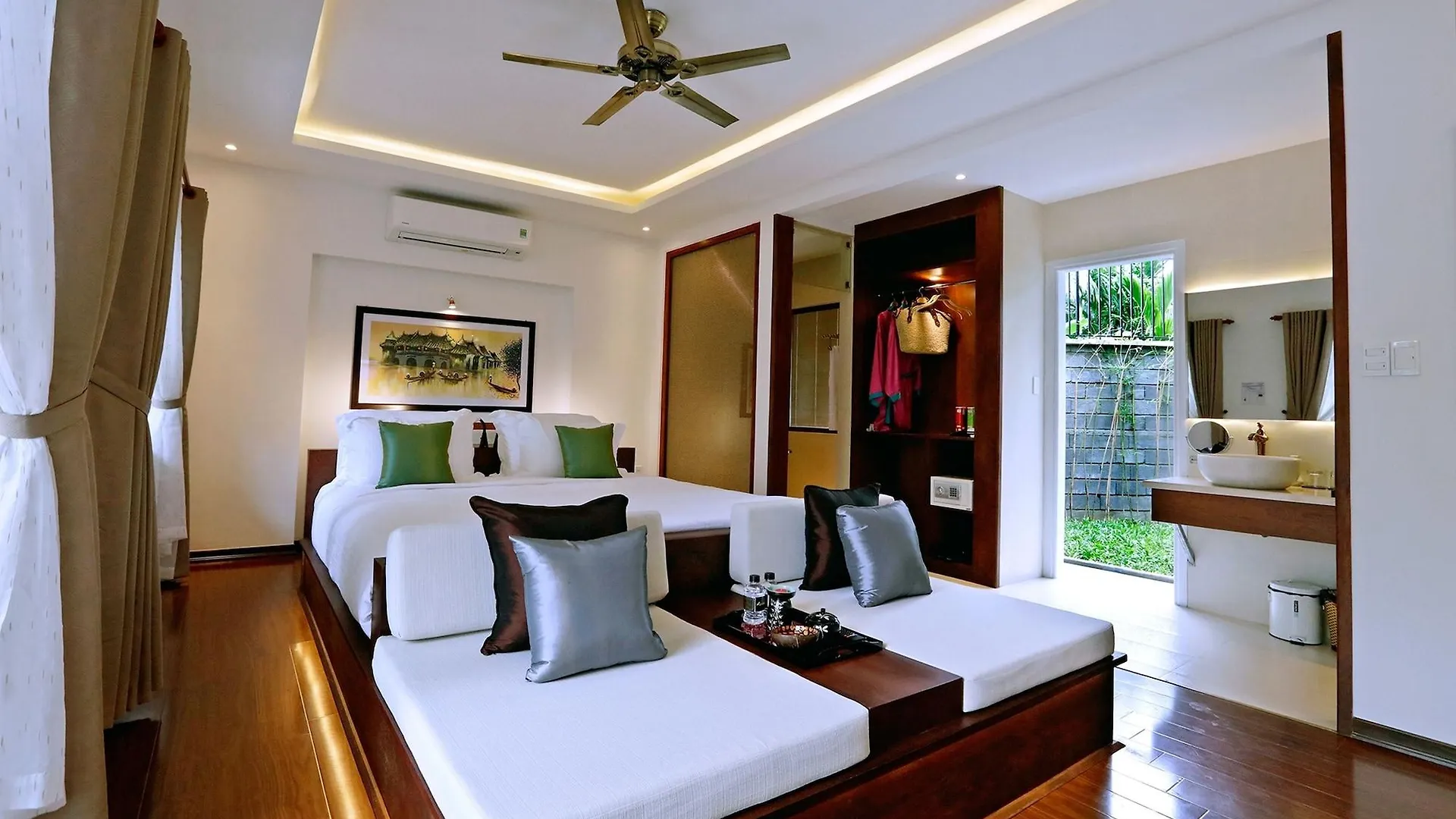 Azumi Hotel Hoi An 3*,